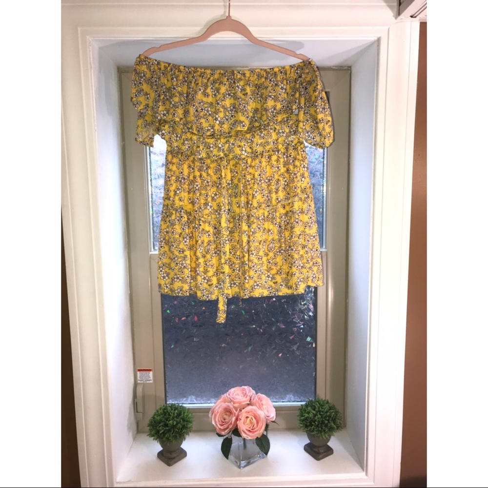 NWT-Forever 21- Floral crop top and skirt set